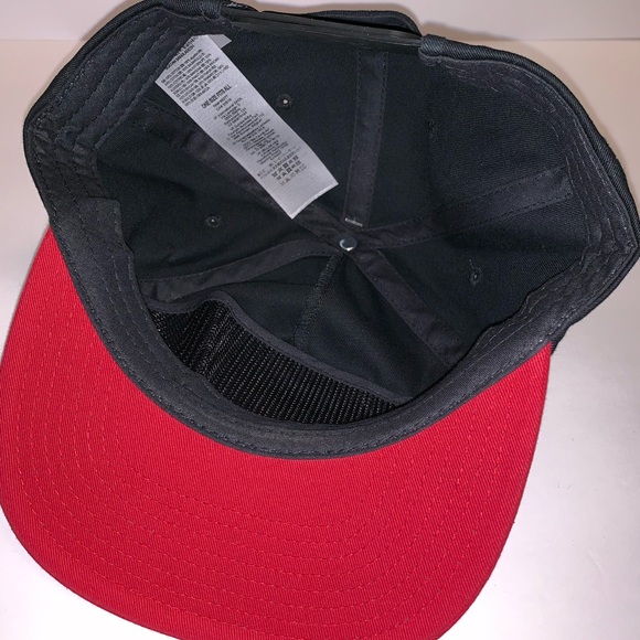 NWT Vans x Chima Snap Back Hat Red and Black - Picture 7 of 8